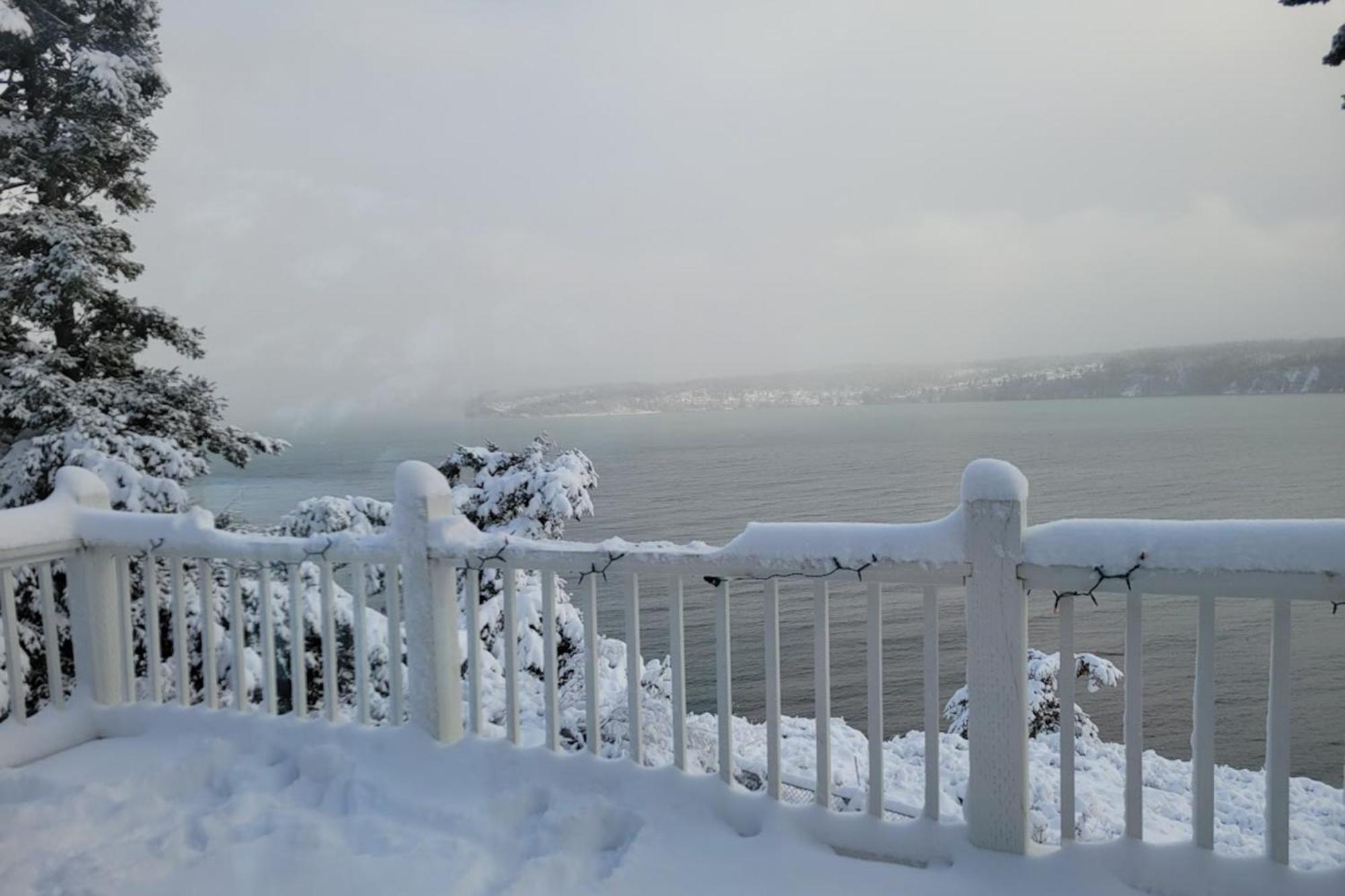 Eagles' Oceanview Villa ซีควิม ภายนอก รูปภาพ